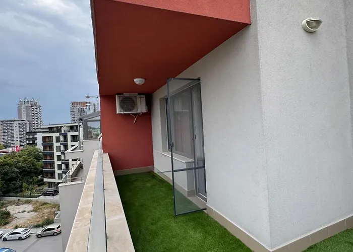 アパート Moon - 1 Bedroom Luxury プロヴディフ