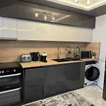 Moon - 1 Bedroom Luxury Plovdiv