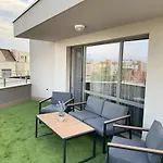Moon - 1 Bedroom Luxury Апартаменты Пловдив