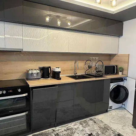 Moon - 1 Bedroom Luxury Φιλιππούπολη