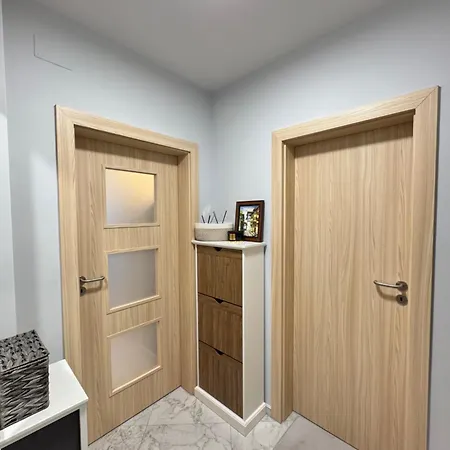 Moon - 1 Bedroom Luxury