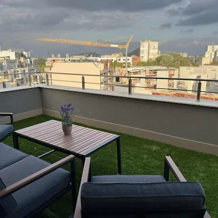 Moon - 1 Bedroom Luxury Διαμέρισμα Φιλιππούπολη